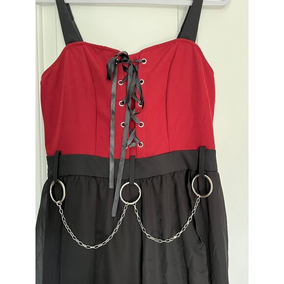 Red & Black O-Ring Hi-Low Goth Vibes Dress NEW Size Large - Picture 8 of 9